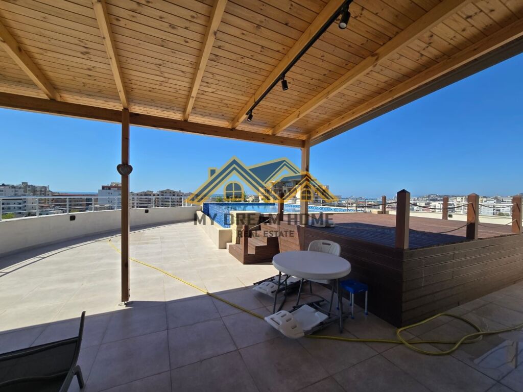 IN VENDITA MONOLOCALE CON PISCINA 3+1+2+ VERANDA SPIAGGIA DURRES COMPLESSO PRIVATO