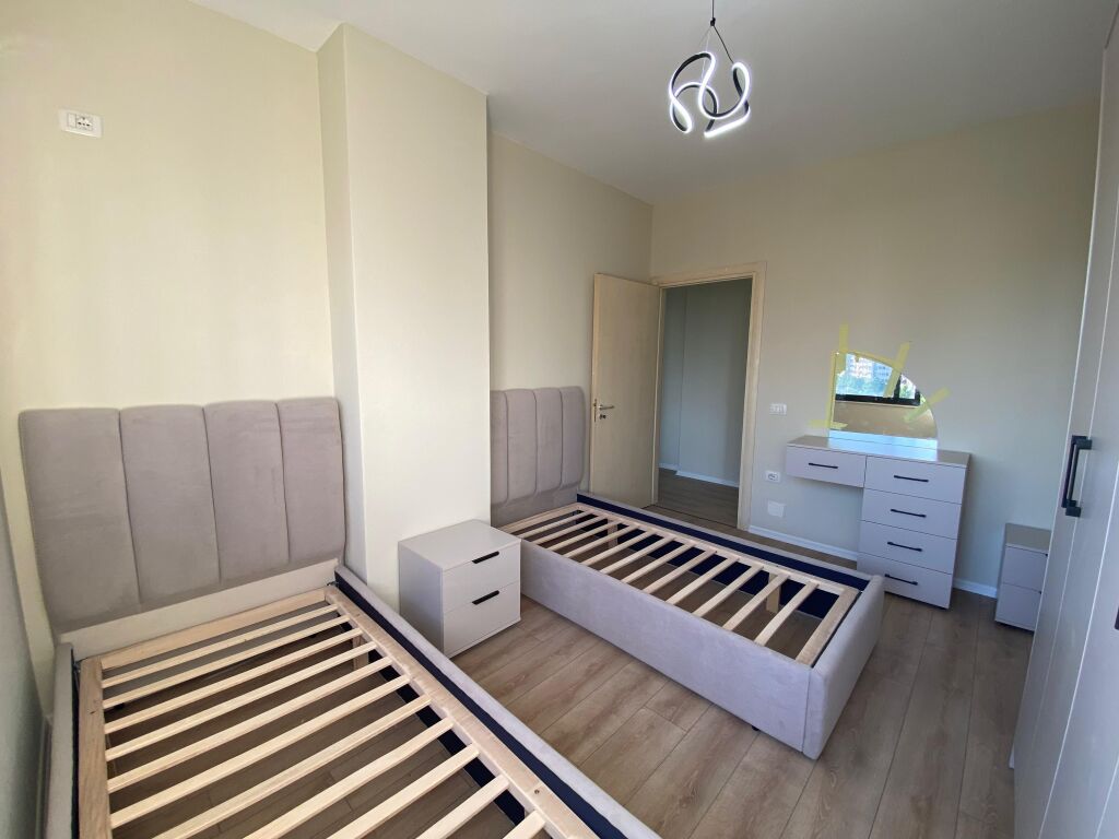 In vendita, Appartamento 2+1, Unaza e Re