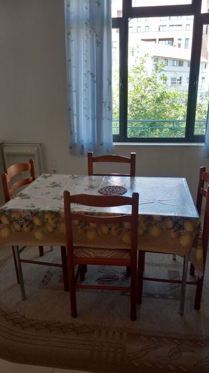 Affitto | Shtëpi private 2 + 1 | Rruga Bajram Allaraj | 400 €/mese