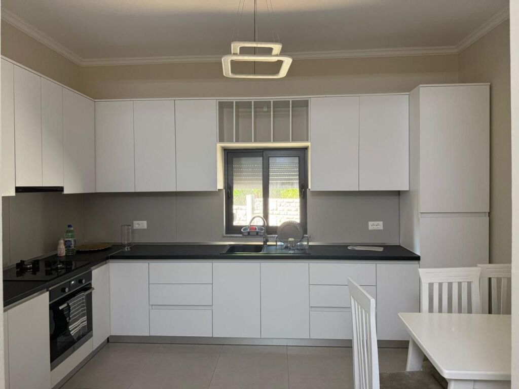 Affittiamo villa di 1 piano 3+1+2 a Sauk te Ri