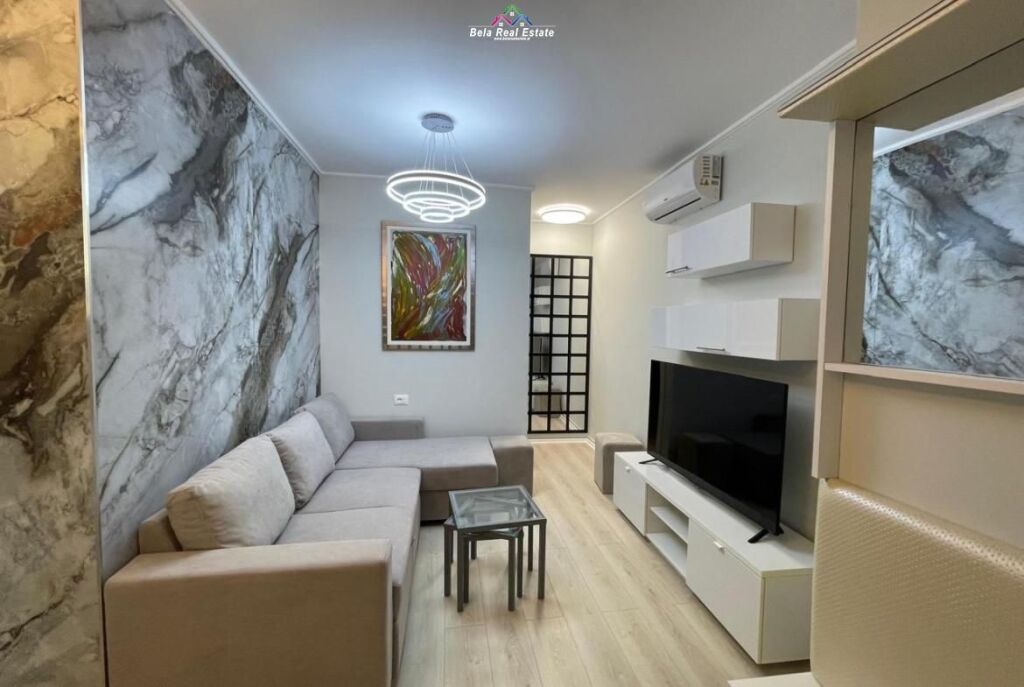 Appartamento In Affitto 1+1+Studio Vicino al ex Mercato Elettrico (ID B2101427) Tirana