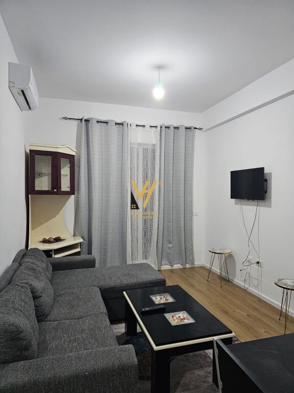JEPET APARTAMENT 1+1+BLK ME QERA TEK KAIMI, ALI DEMI 40.000 LEKE