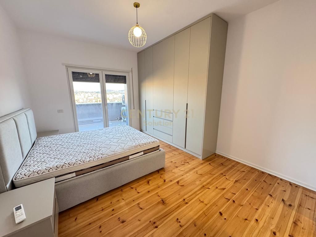 AFFITTASI APPARTAMENTO 2+1+2+VERANDA A XHAMLLIK !