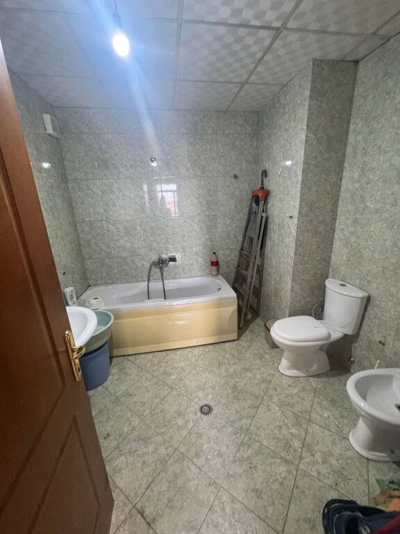 Jepet me qera apartament 1+1 te 21 Dhjetori te Joena
