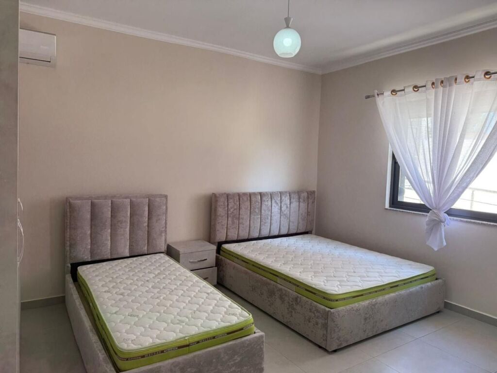 Affittiamo villa di 1 piano 3+1+2 a Sauk te Ri