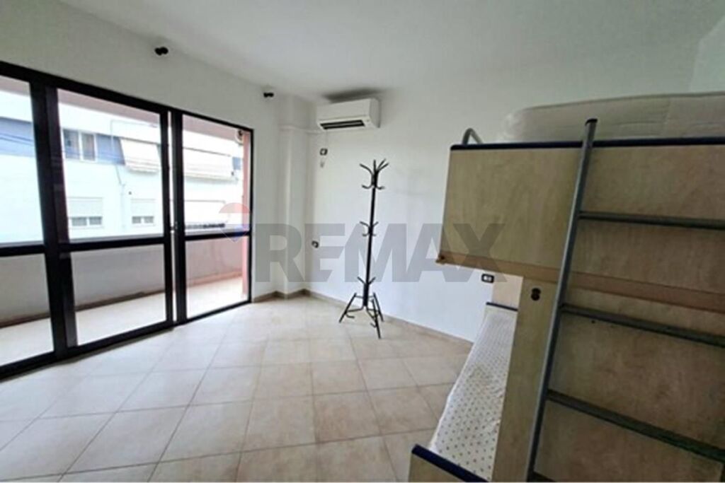 Apartment 2+1 for sale in Yzberisht