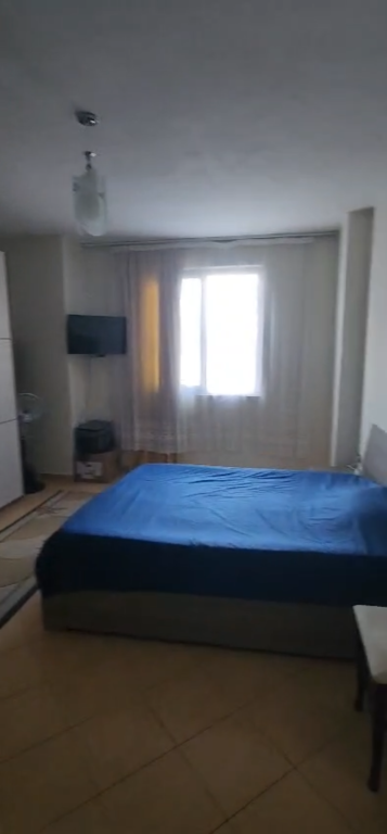 Affittasi appartamento 2+1 in affitto in Via Siri Kodra, vicino al Frigorifero.