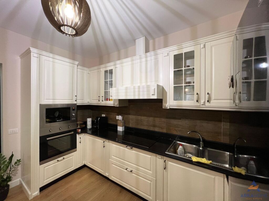 JEPET APARTMENT ME QERA 2+1+BALLKON "LIQENI I THATE" 70.000 LEKE
