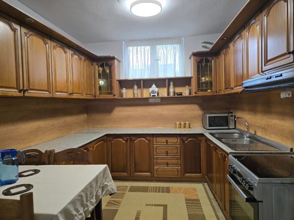 3+1, shtepi private, xhamllik, 500 mije leke