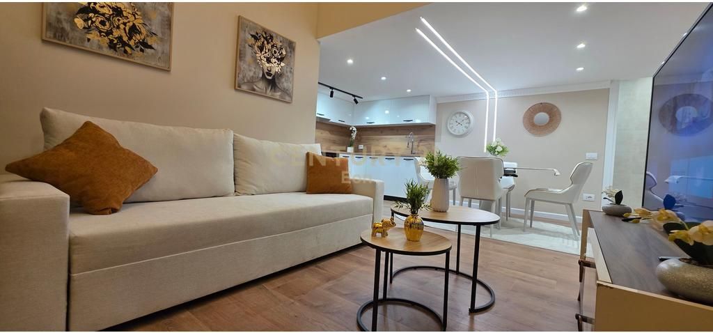 APPARTAMENTO/DUPLEX IN VENDITA , SPIAGGIA, DURRES !