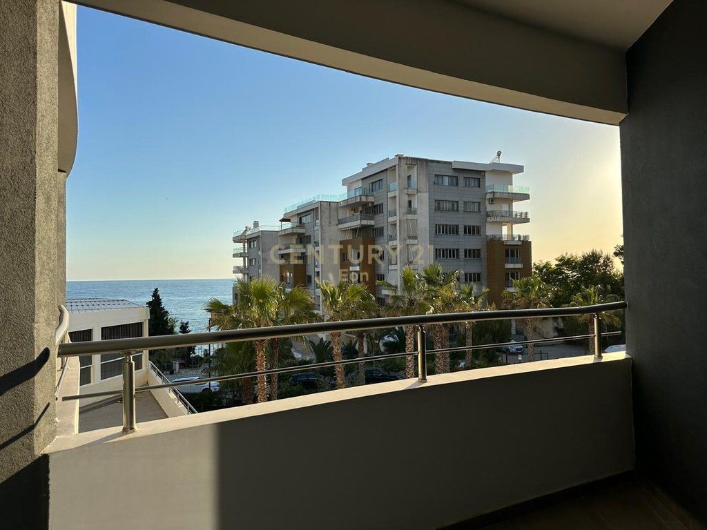IN VENDITA APPARTAMENTO 2+1+2 CON VISTA MARE PRESSO "WHITE HILL RESIDENCE" A CURRILA !