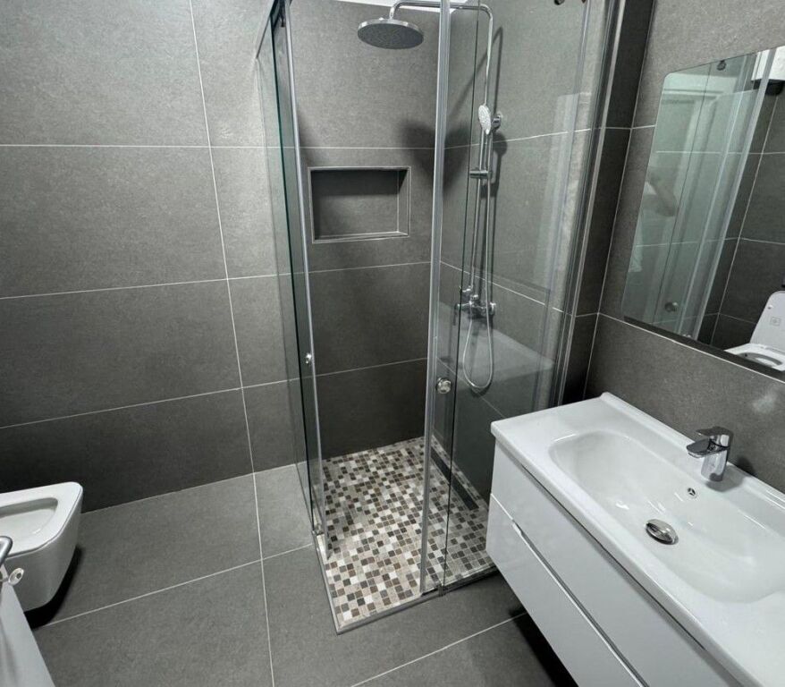 📌Appartamento 2+1+2 in Affitto vicino al Giardino Zoologico, Tirana
