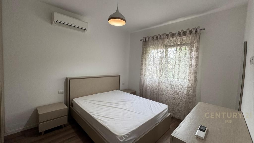AFFITTASI APPARTAMENTO 2+1+POSTO AUTO VICINO AL GIARDINO BOTANICO! 750 € /Mese