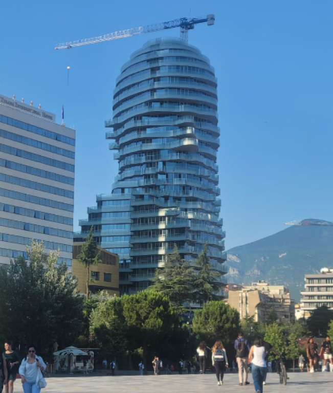 Apartment 1+1 for sale – TIRANA'S ROCK, Skënderbej Square