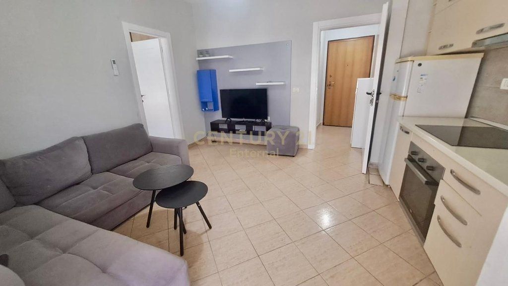 Appartamento 1+1 In Affitto a Xhamllik 450 € /Mese