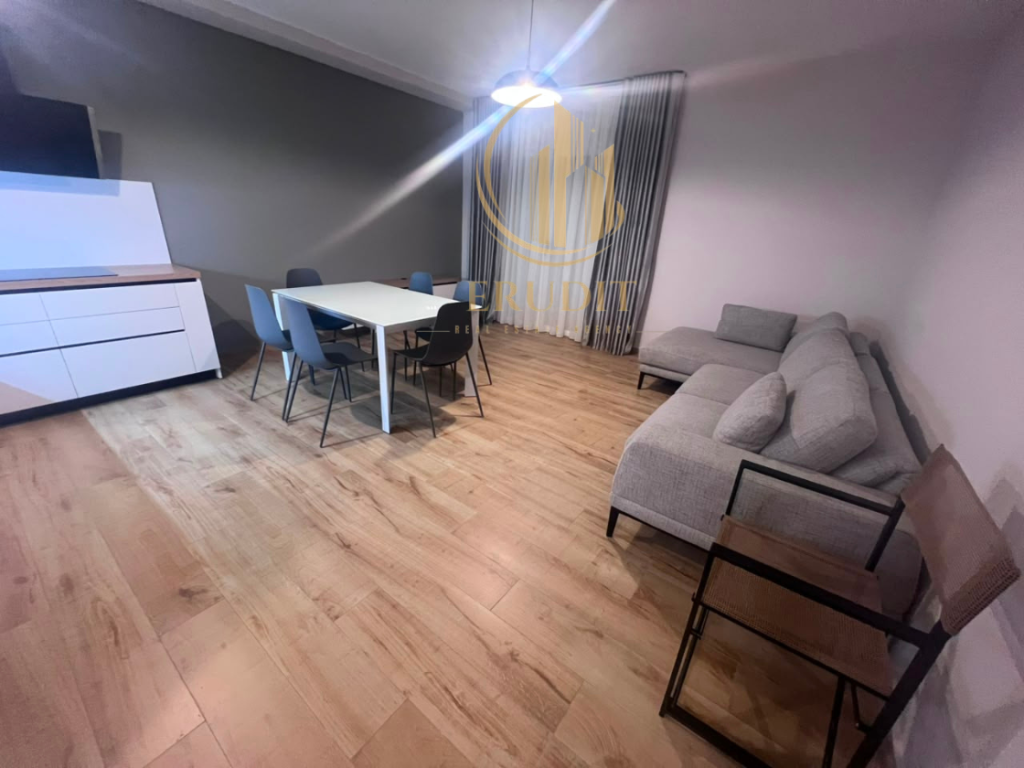🏡 Appartamento in Affitto a Lungomare, Vlora  Prima Linea Mare 🌊