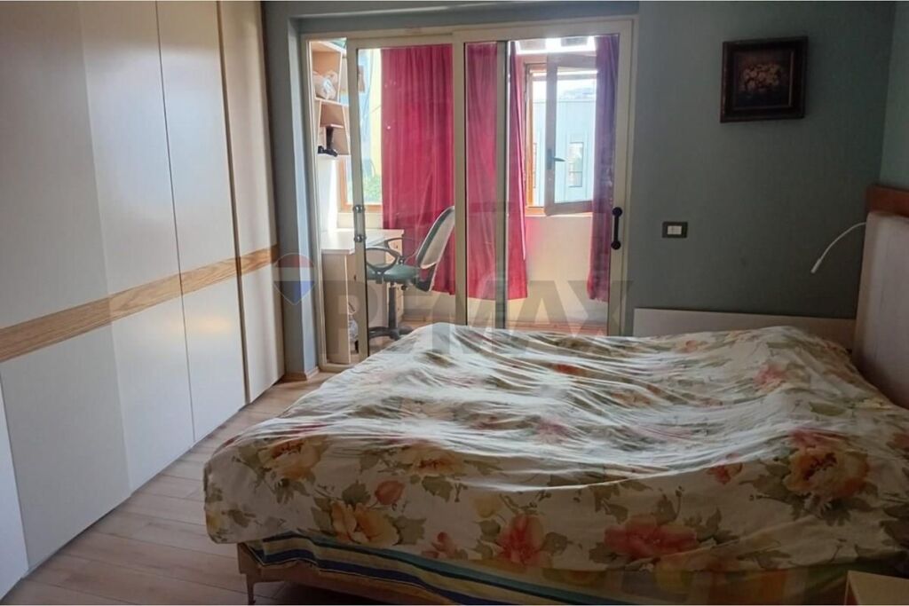 Apartment 3+1 for rent Skenderbe Square