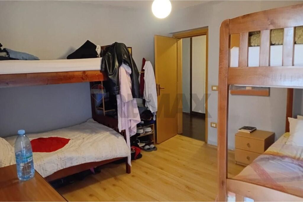 Apartment 3+1 for rent Skenderbe Square