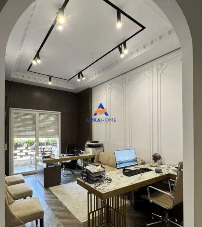 UFFICIO IN AFFITTO 55M2 "PRESSO GOLDEN PARK" 650 EURO