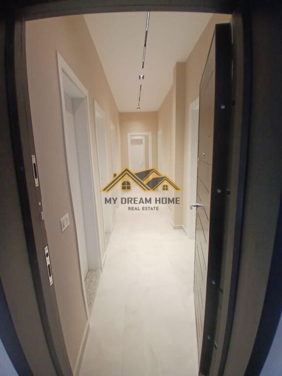 PREMISES FOR RENT AT THE TRAIN STATION, DURRES