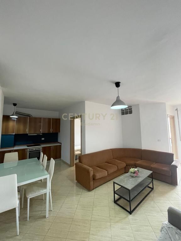 Apartament 2+1 Me Qira në Qendrën e Durrësit !
