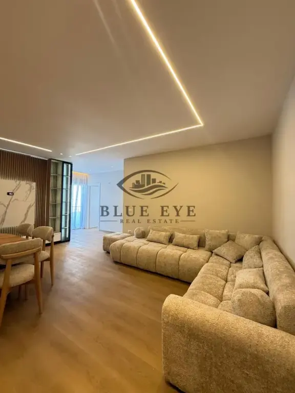 Apartament 2+1 Për Shitje në Golem, Durrës