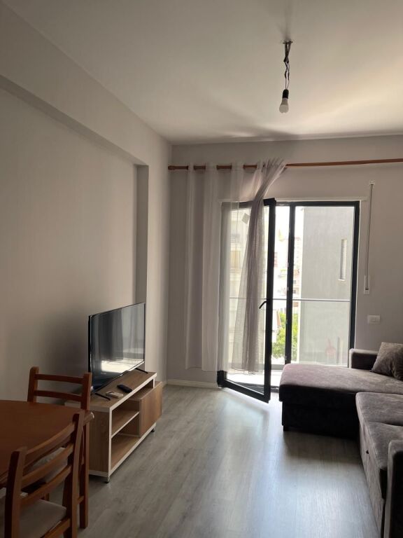 Appartamento 1+1 in affitto rotonda Astiri