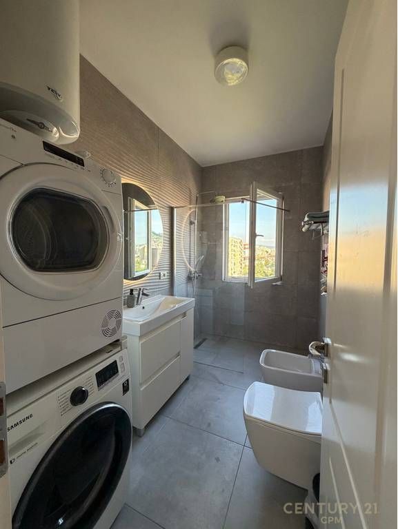 Apartament 1+1 per shitje ne Astir