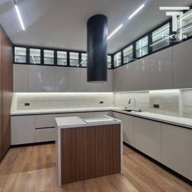 FOR SALE, ATTACHED VILLA, FOREST RESIDENCE, DRY LAKE
