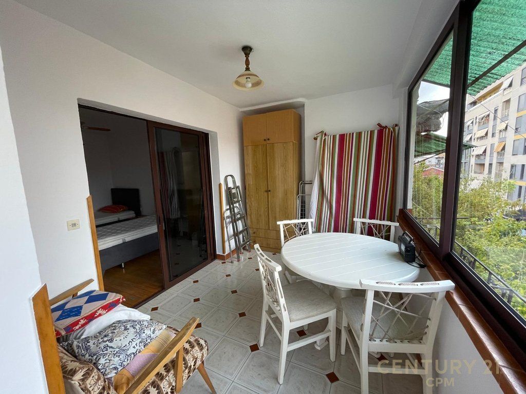 Appartamento 2+1 In affitto a Pazari Ri, Tirana - 550€ | 80 m²smart142158