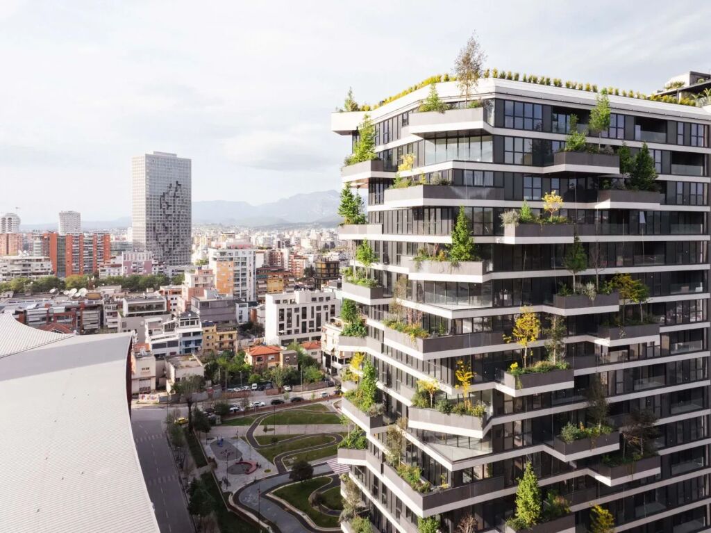 JEPET AMBIENT PER ZYRE ME QIRA TE VERTICAL FOREST