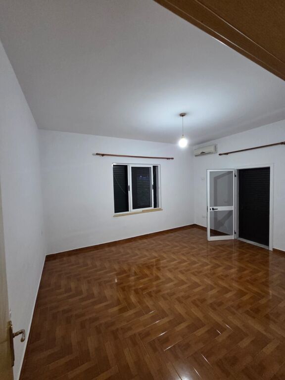 AFFITTASI APPARTAMENTO 3+1 FRESK