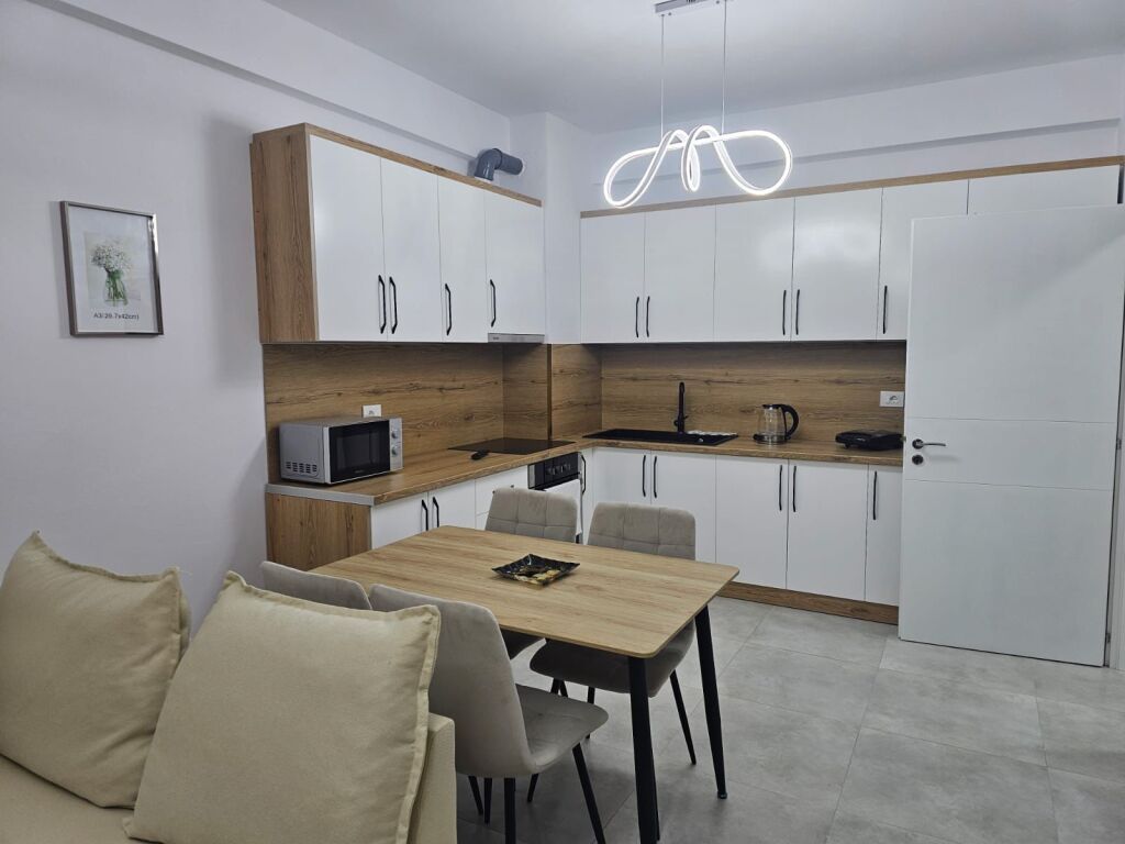 Appartamento 1+1+parcheggio in affitto ad Astir presso Urban Gate