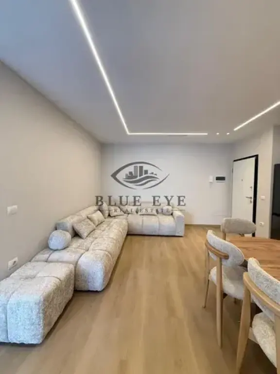 Apartament 2+1 Për Shitje në Golem, Durrës