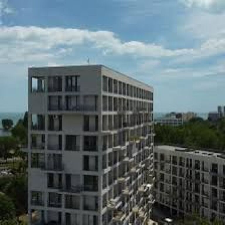 Apartament 2+1 në shitje në Astir, pranë Vila L 2**