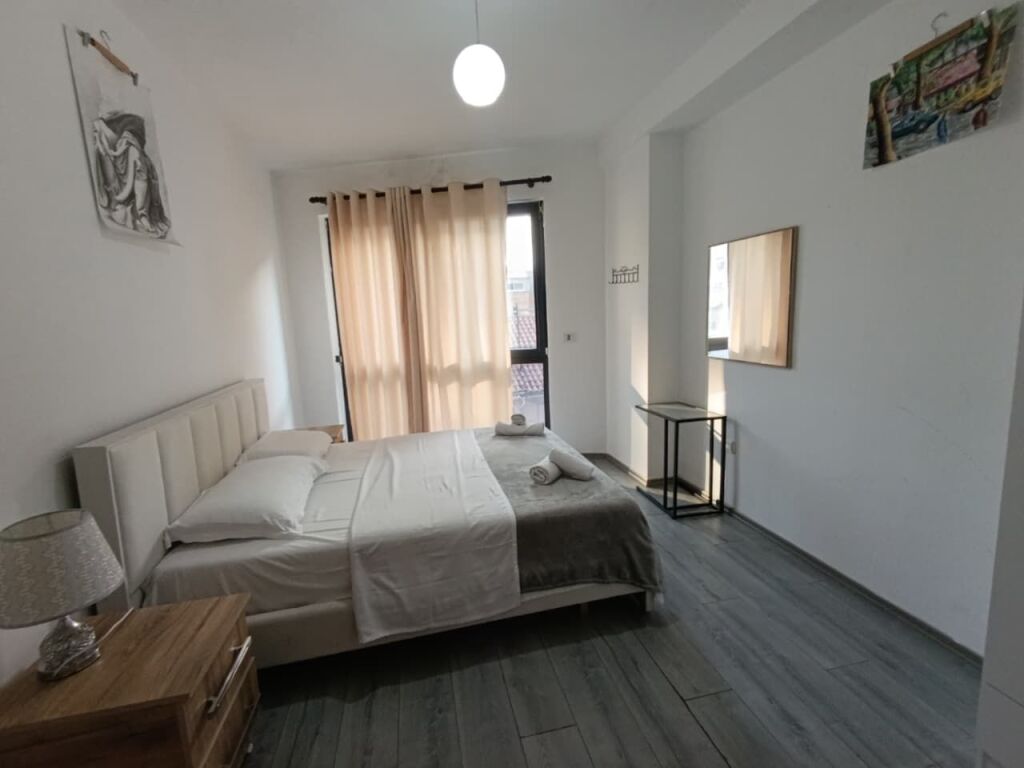 Appartamento 2+1+2 bagni in affitto, 21 Dhjetori!