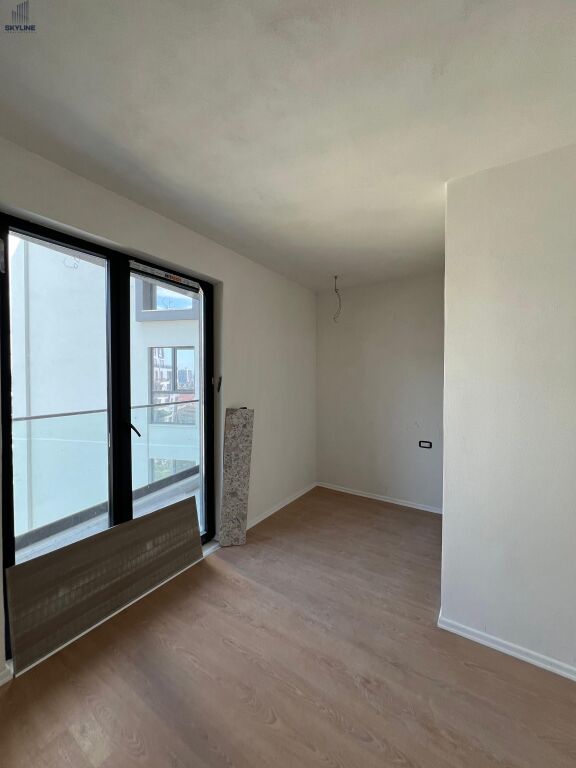 Shitet Apartament 2+1+Post Parkimi-Kompleksi Turdiu