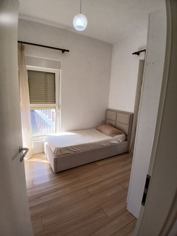 Affittasi 2+1+ balcone