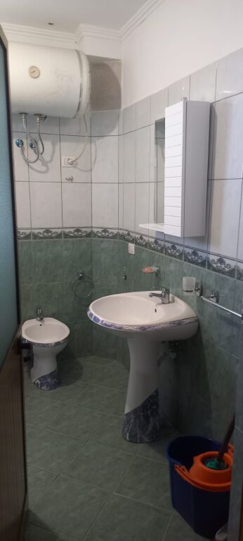Appartamento in affitto 2+1 - 📍Via 3 Vellezerit Kondi, vicino alla scuola Viktor Hygo