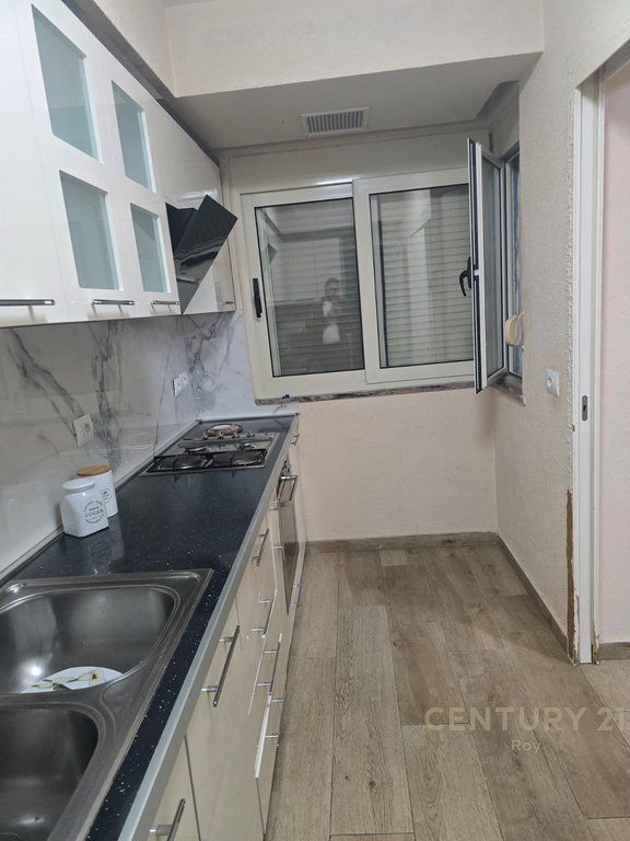 JEPET APARTAMENT 2+1 NE QENDER DURRES!!