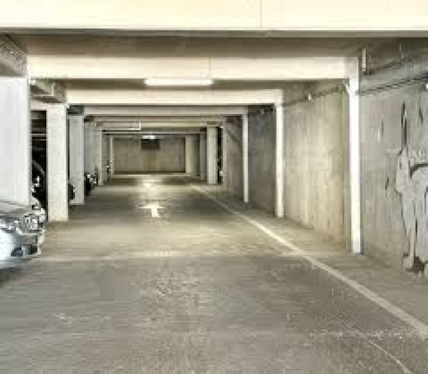 SHITEN 2 PARKIME,RRUGA HOXHA TAHSIM