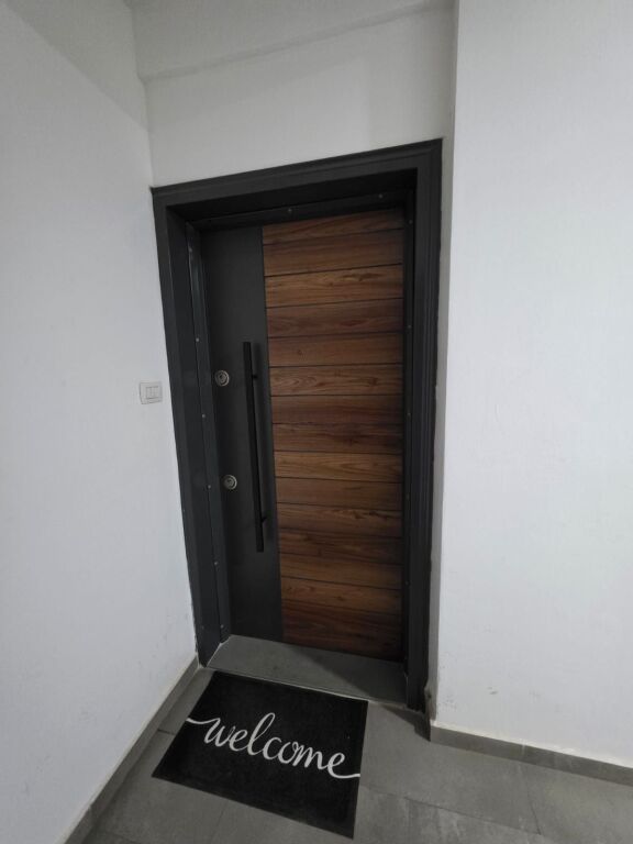 In affitto Appartamento 2+1 Astir Via Sokrat Miho 450 Mila leke