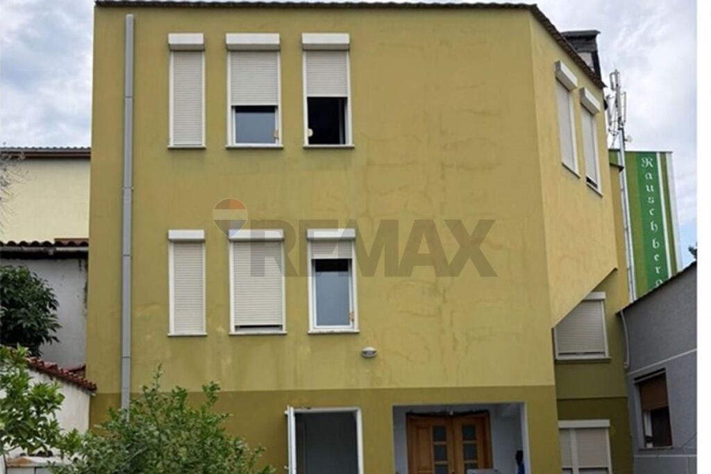 Appartamento-In Affitto-Via Budi,Tirana