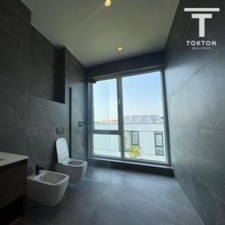 FOR SALE, ATTACHED VILLA, FOREST RESIDENCE, DRY LAKE