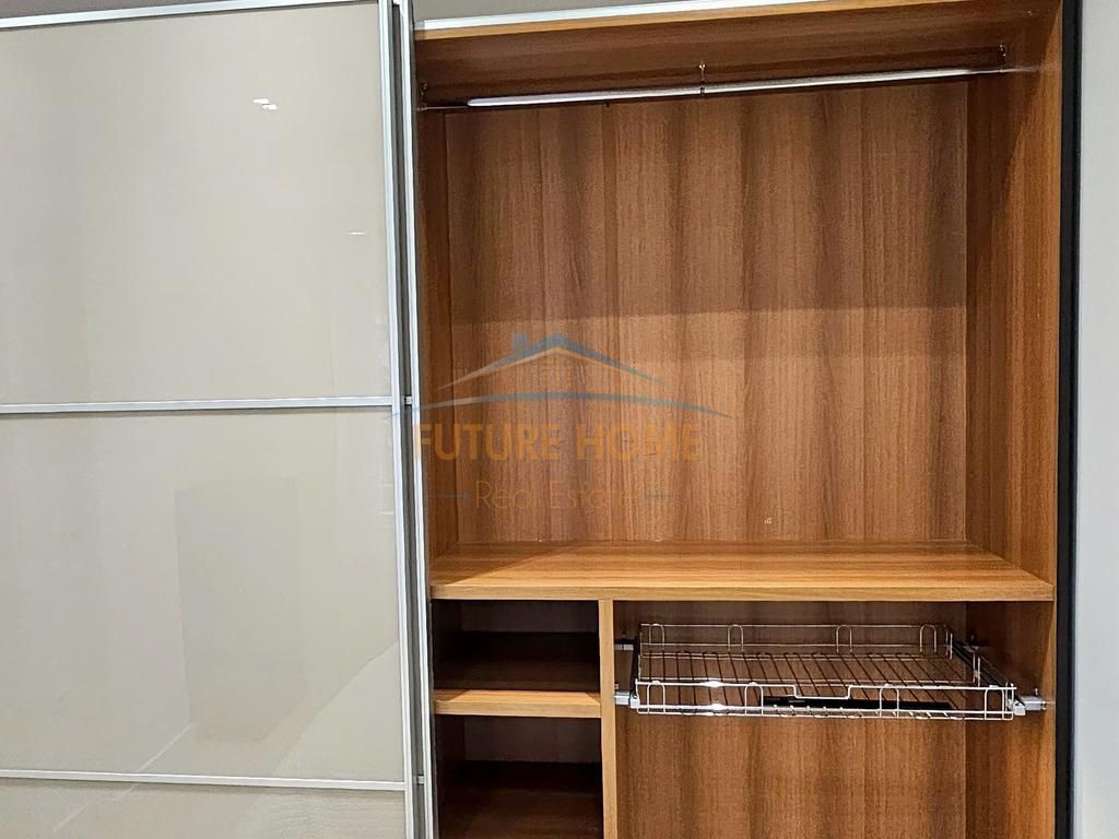 Shitet, Apartament 3+1+2, Liqeni i Thatë, Tiranë