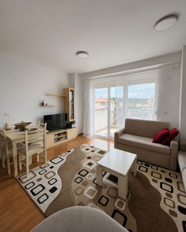 Apartament 2+1 me qera ne Qytet Studenti tek Kompleksi Ana