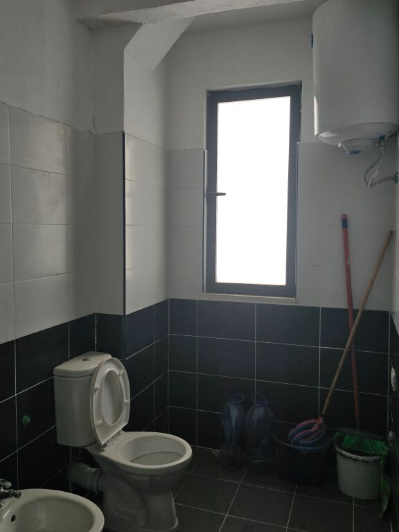 FOR SALE 1+1 APARTMENT IN THE KAMZA AREA