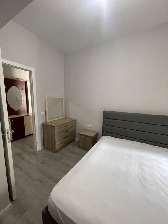 Apartment 1+1 for rent on the 4th floor near Astir roundabout