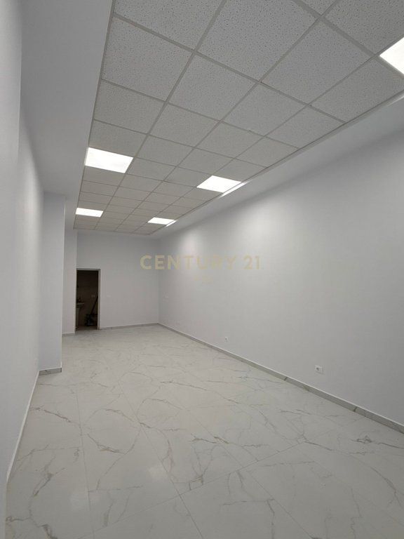 SHOP FOR RENT IN DURRËS !!!