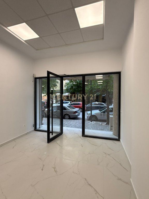SHOP FOR RENT IN DURRËS !!!